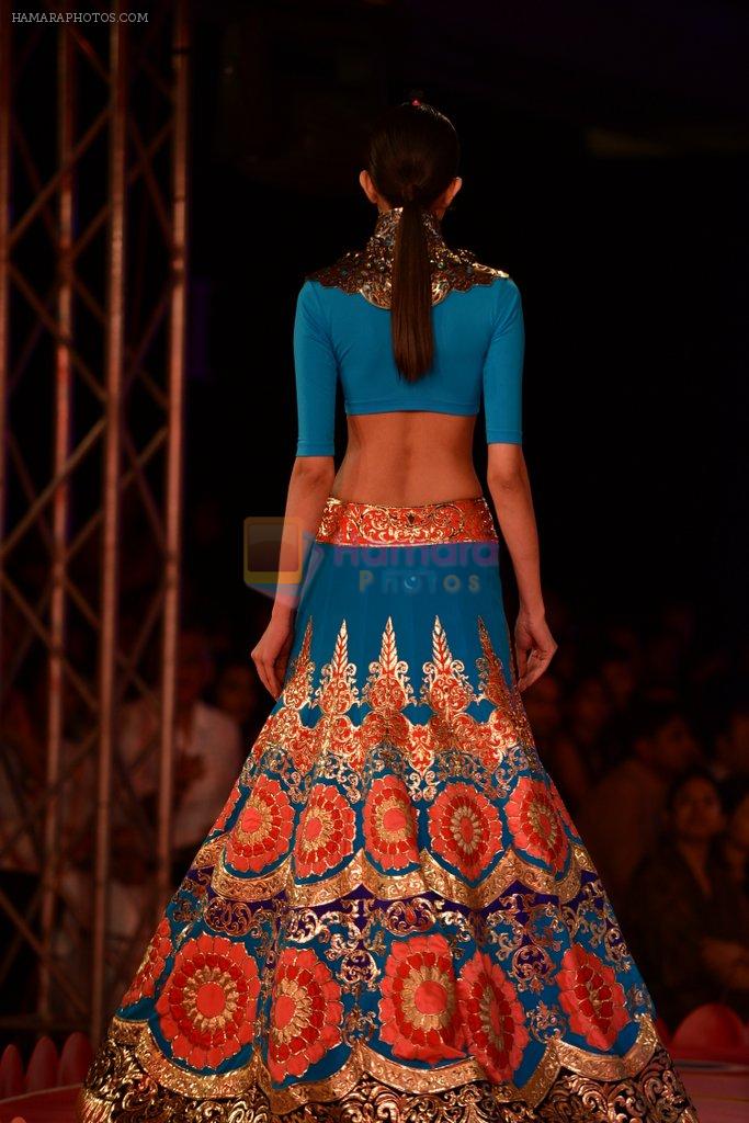 Model walk the ramp for Designer Manish Arora show at PCJ Delhi Couture Week 2013 on Day 4 on 3rd Aug 2013