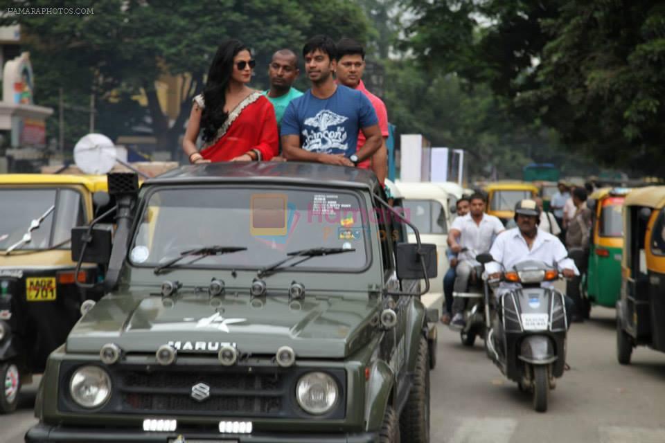 Veena Malik with her co-star Akshay at first day first show of Silk Sakkath Hot Maga at Bangalore