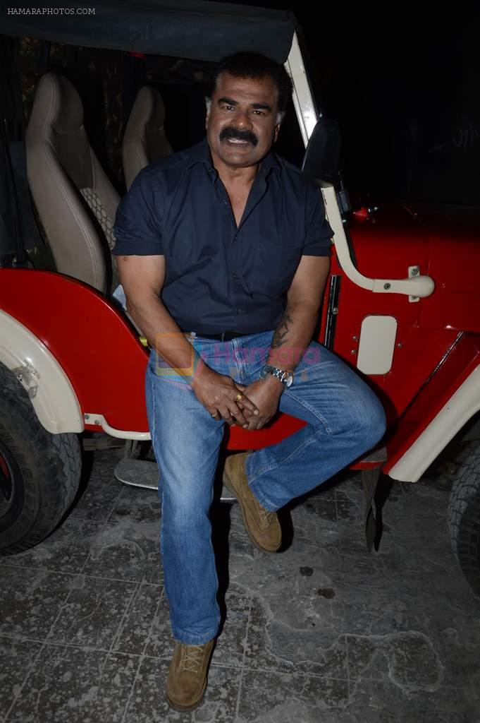 Sharat Saxena at Photo shoot with the cast of Club 60 in Filmistan, Mumbai on 7th Aug 2013