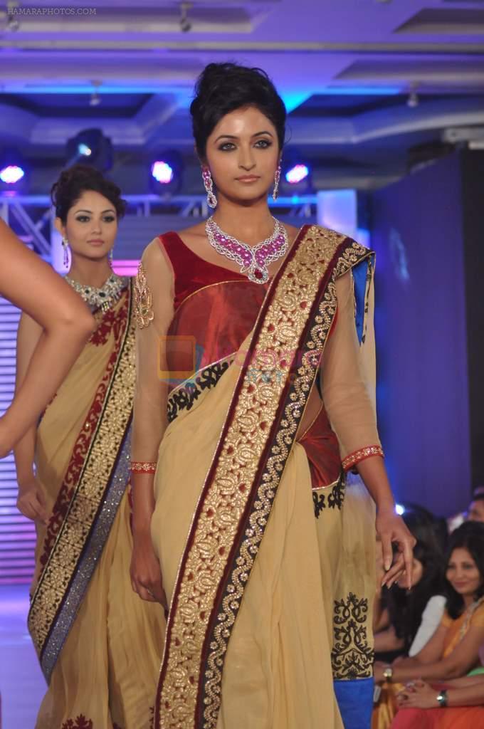 Model walks for HVK show in Mumbai on 9th Aug 2013