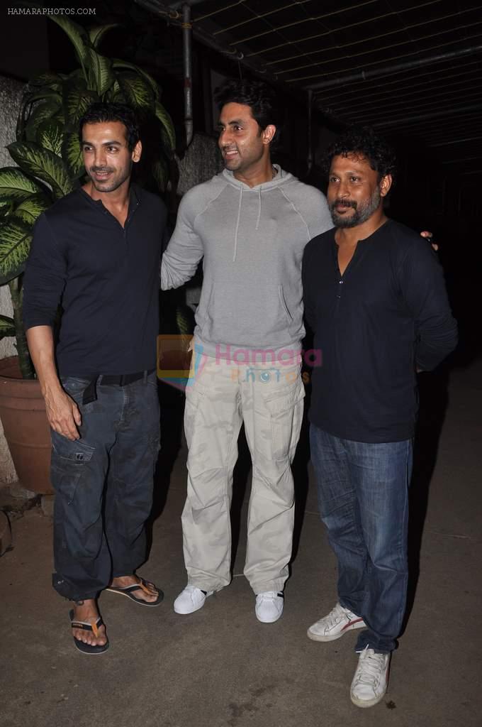 Abhishek Bachchan, John Abraham, Shoojit Sircar  at Madras Cafe screening in Sunny Super Sound,Mumbai on 21st Aug 2013