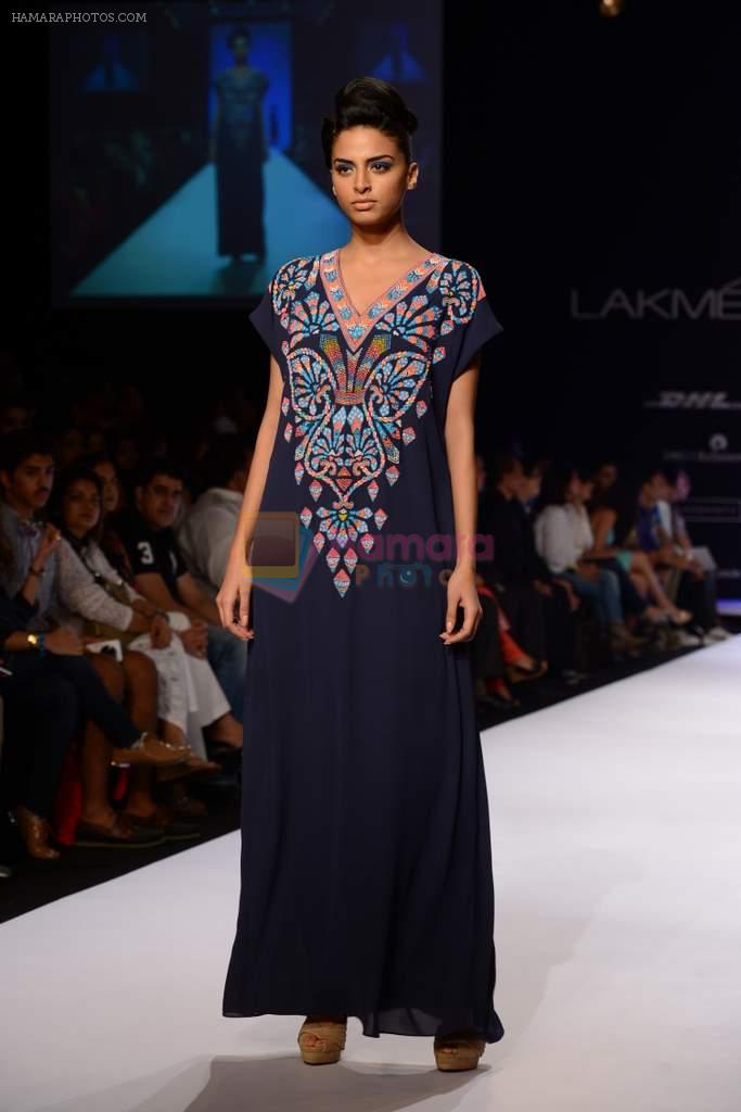 Model walk the ramp for Ranna Gill show at LFW 2013 Day 1 in Grand Haytt, Mumbai on 23rd Aug 2013