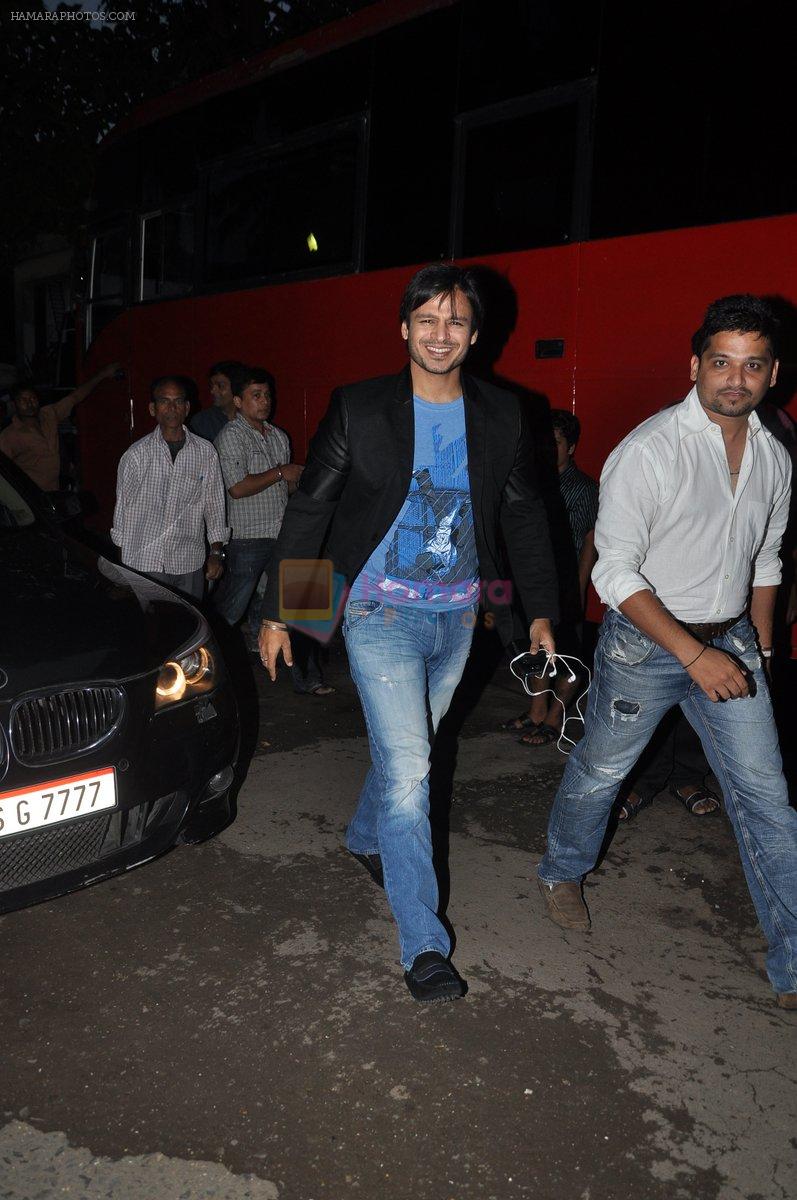 Vivek Oberoi at Grand Masti on the sets of Emotional Athyachar in Mumbai on 25th Aug 2013