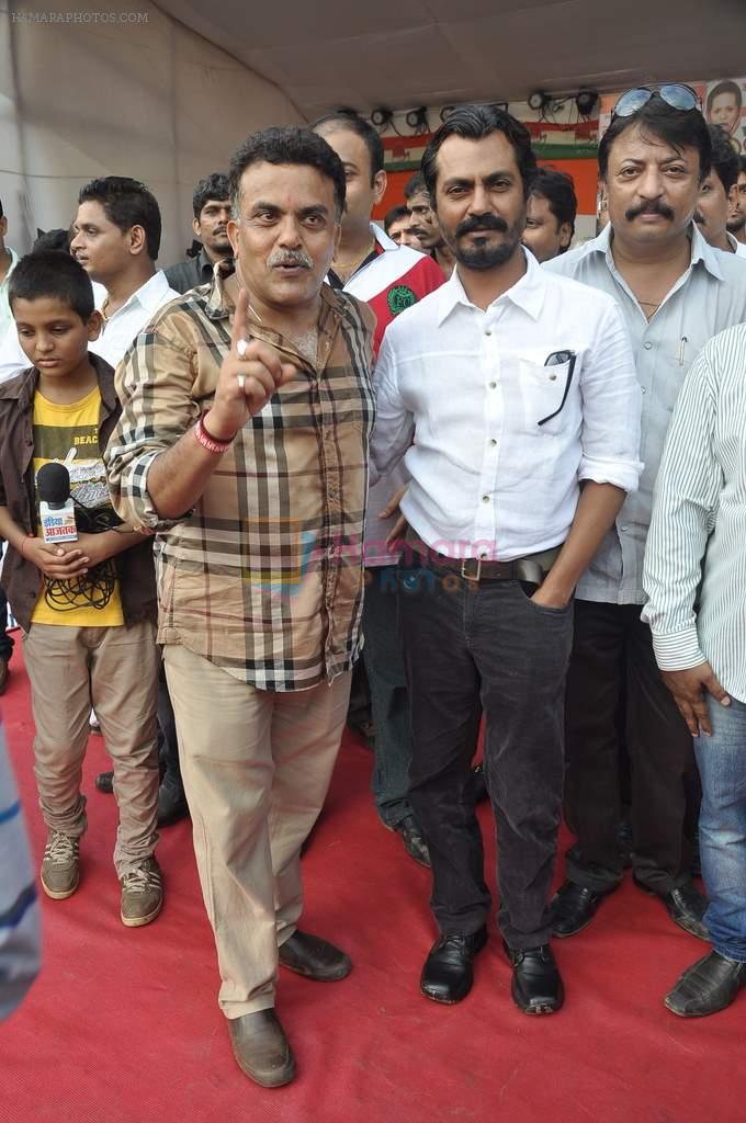 Nawazuddin Siddiqui at Borivli dahi handi in Borivli, Mumbai on 29th Aug 2013