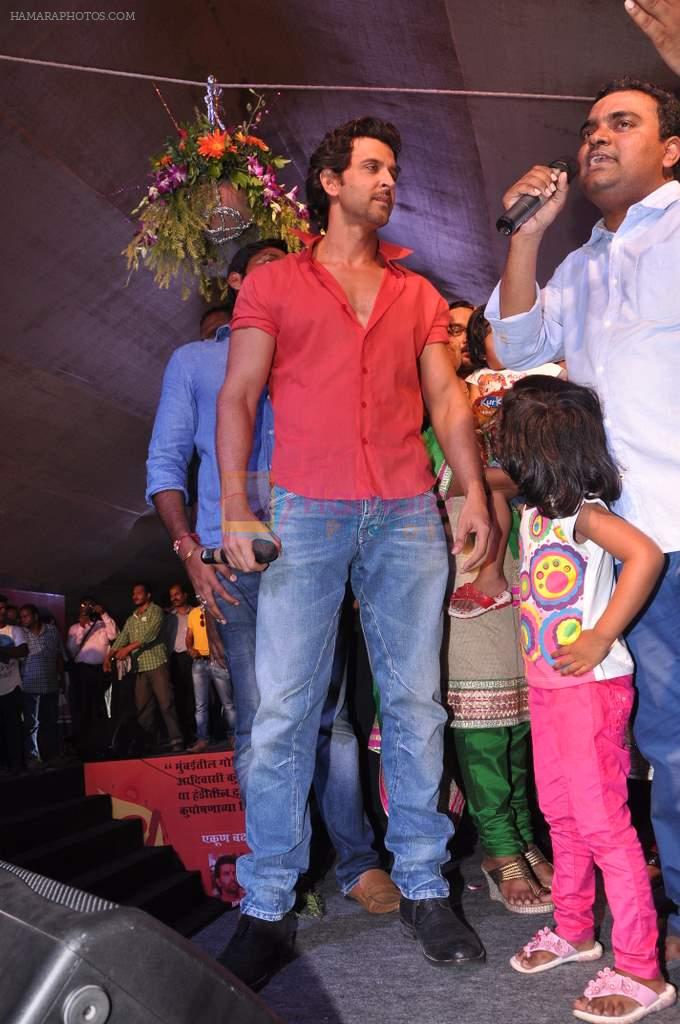 Hrithik Roshan at Pratap Sarnaik's dahi handi in Thane Mumbai on 29th Aug 2013