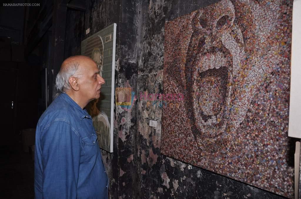 Mahesh Bhatt at Burmese exhibition for friend Gaurav Yadav in Elphinstone, Mumbai on 1st Sept 2013