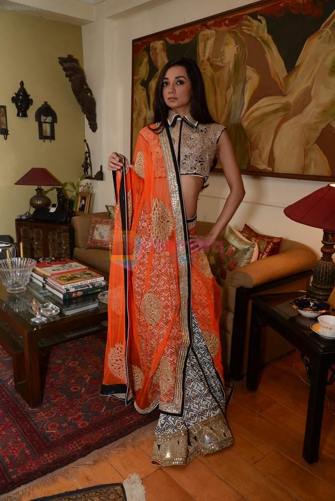 Ira Dubey shoots in designer Ritika Mirchandani couture at her home in Cuffe Parade, Mumbai on 4th Sept 2013