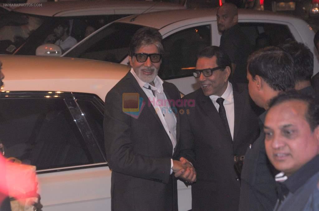 Amitabh Bachchan at Rakesh Roshan's birthday bash in Mumbai on 6th Sept 2013