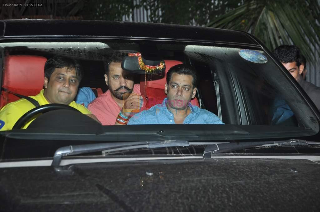 Salman Khan at Arpita's Ganpati celebrations in Mumbai on 9th Sept 2013