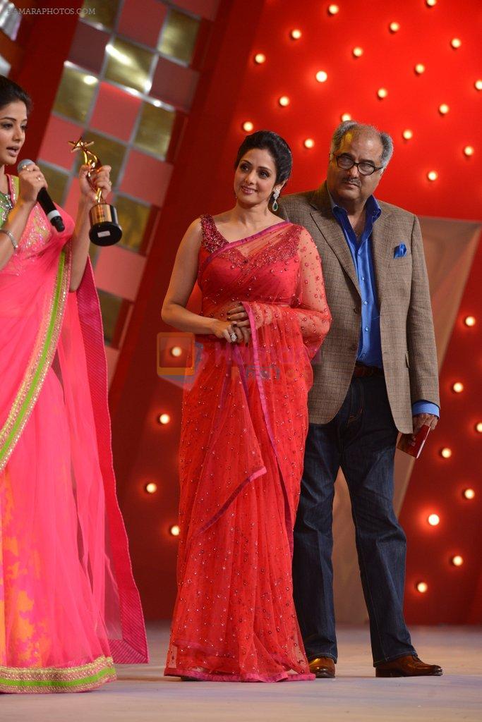 Sridevi, Boney Kapoor at South Indian International Movie Awards 2013 Red Carpet Day 2 on 12th Sept 2013