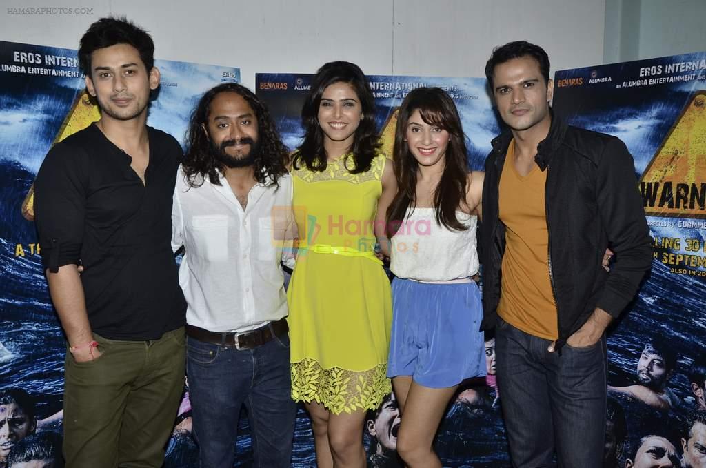 Santosh Barmola, Manjari Phadnis, Jitin Gulati, Madhurima Tuli, Gurmmeet Singh at Warning film promotions in Mumbai on 17th Sept 2013