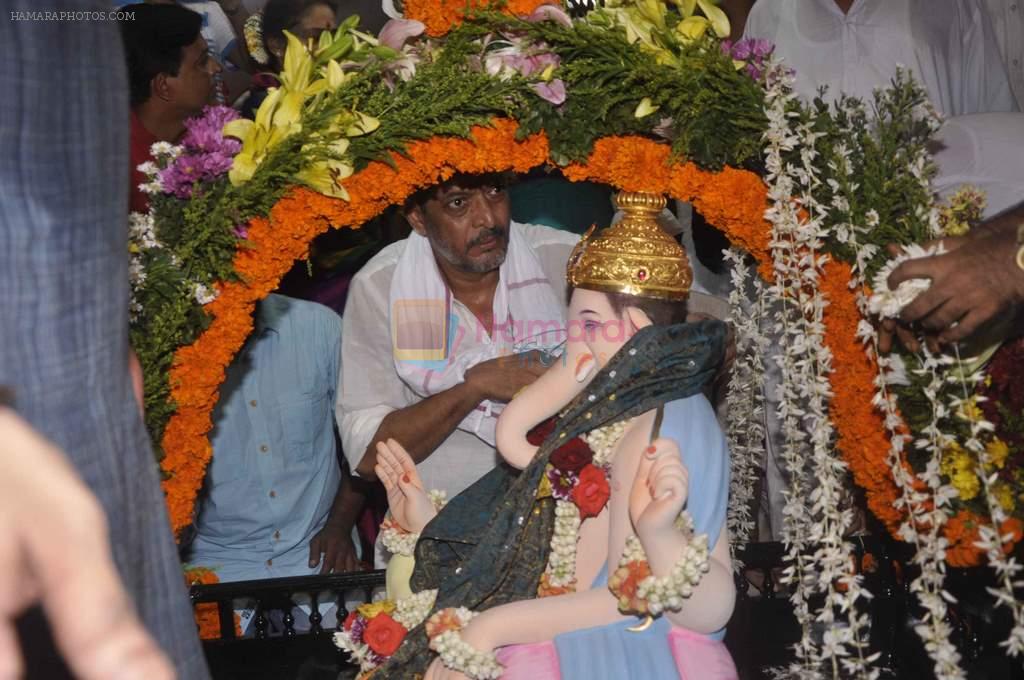 Nana Patekar's Ganpati Visarjan in Mumbai on 18th Sept 2013