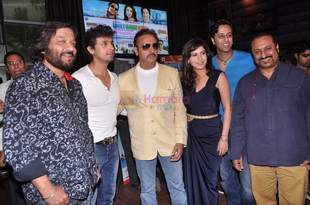 Sonu Nigam, Leslie Lewis, Gulshan Grover, Amrita Raichand,Roop Kumar Rathod at Baat Bann Gayi music launch in Hard Rock, Mumbai on 19th Sept 2013
