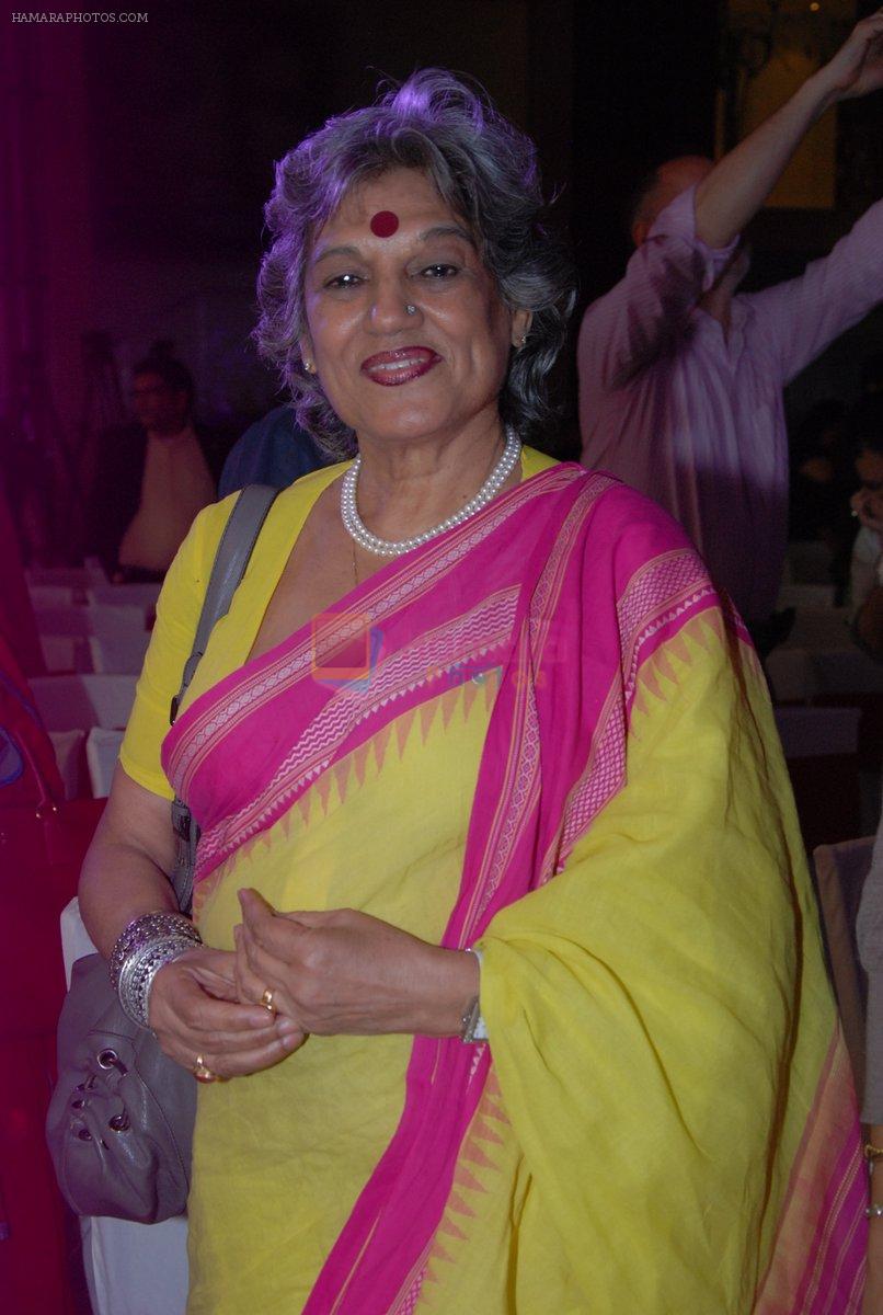 Dolly Thakore at Pawsitive People's Awards in Mumbai on 22nd Sept 2013
