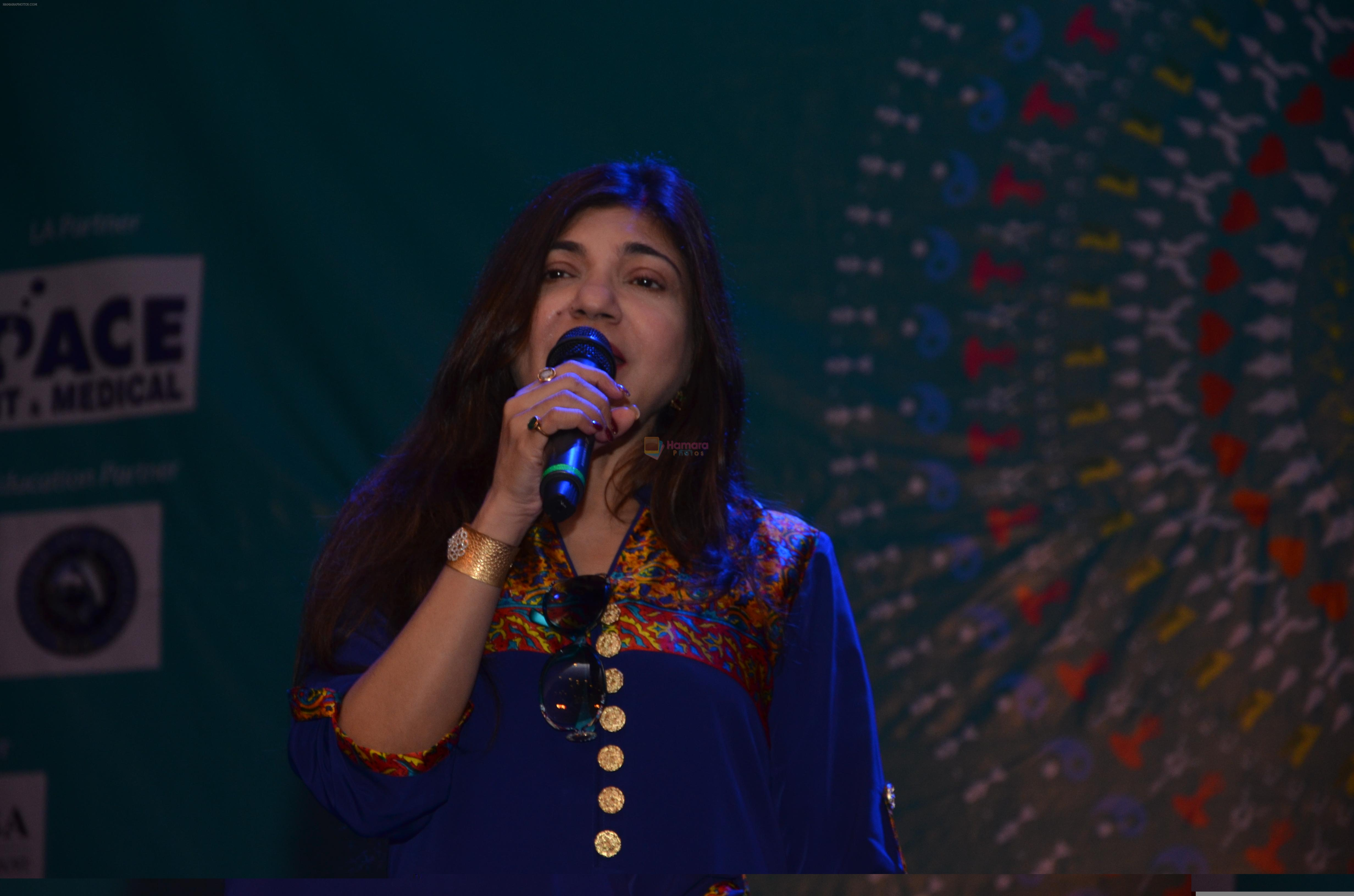 Alka Yagnik at Kiran 2013 K.C.College festival in Mumbai on 24th Sept 2014