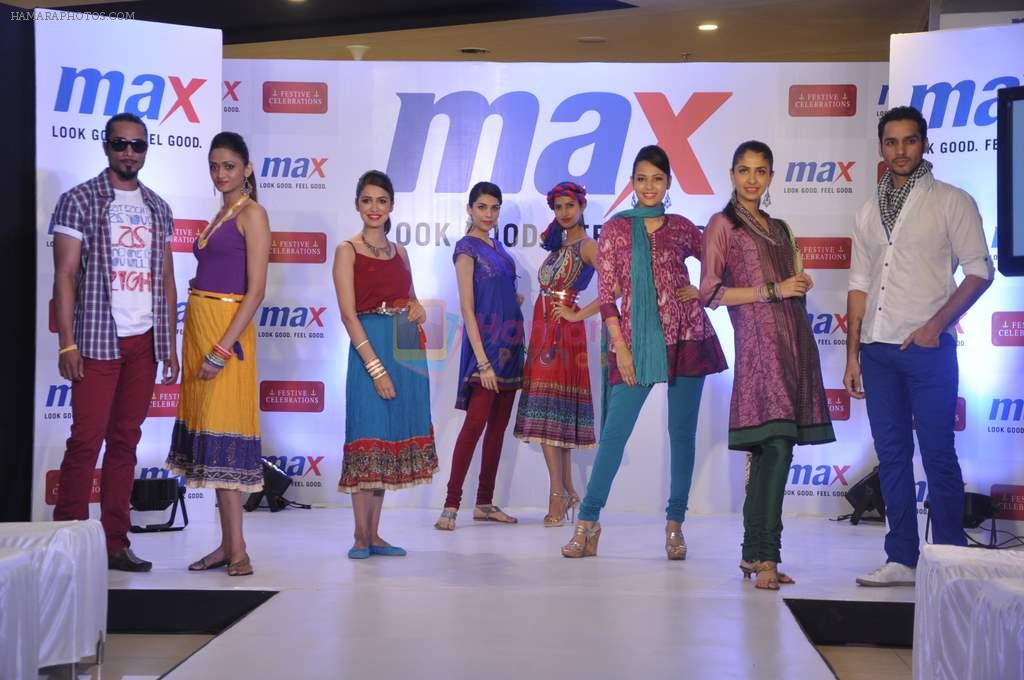 at the launch of Max's Festive 2013 collection in Phoenix Market City Mall, Kurla, Mumbai on 27th Sept 2013