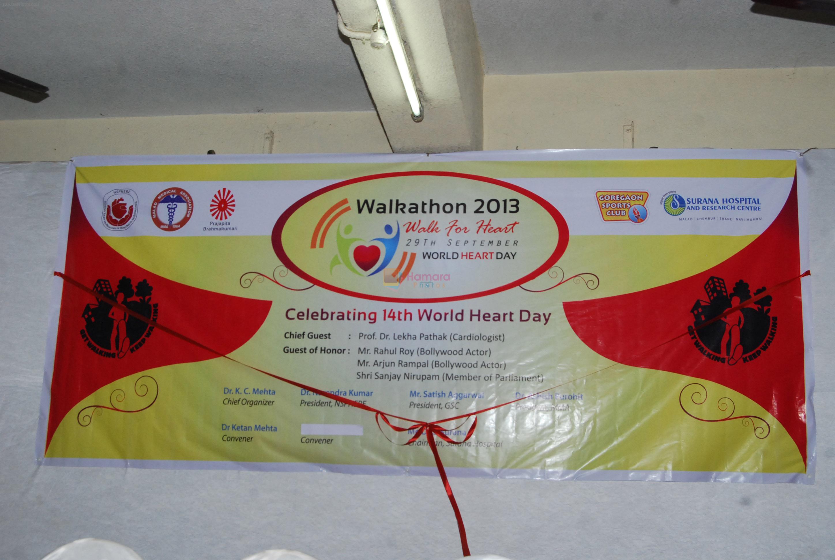 at The Walkathon 2013 flagged by MP Sanjay Nirupam on World Heart Day in Mumbai on 28th Sept 2013