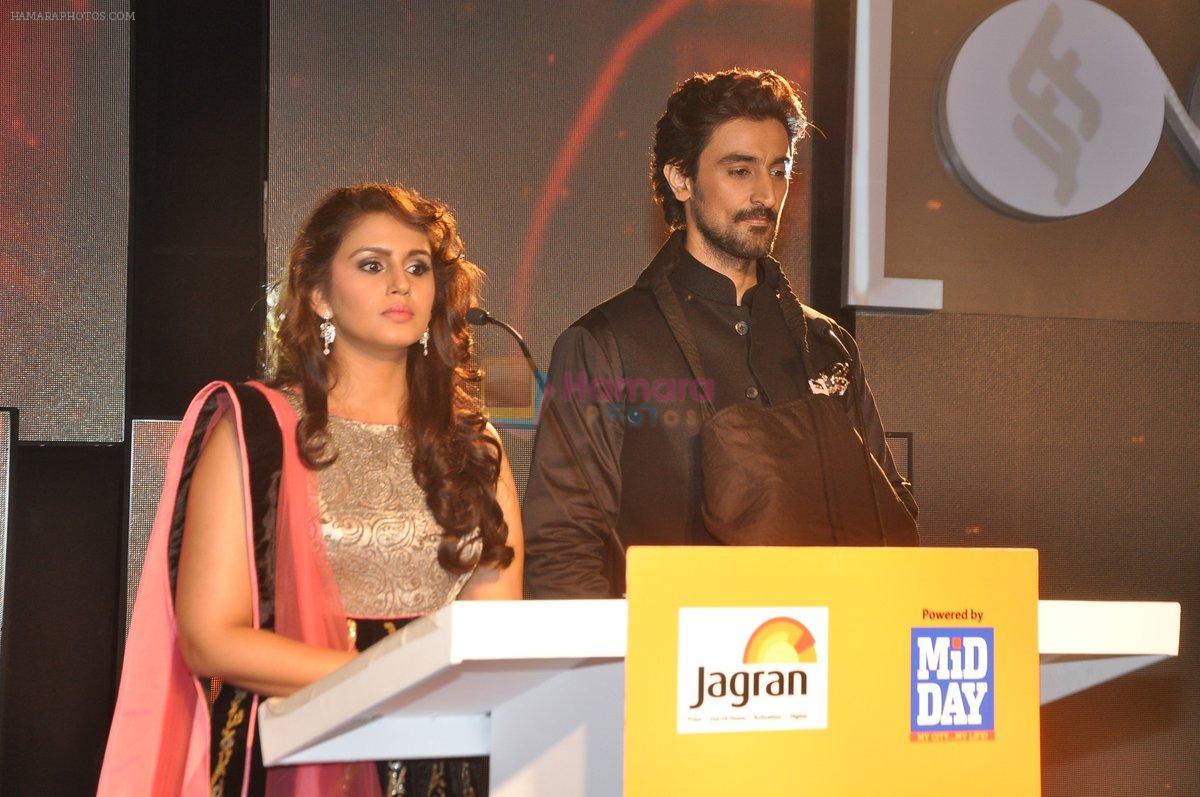 Kunal Kapoor, Huma Qureshi at The closing ceremony of the 4th Jagran Film Festival in Mumbai on 29th Sept 2013