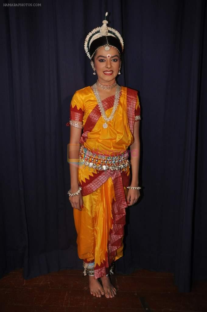Giaa Singh rehearses Odissi dance in Mumbai on 3rd Oct 2013