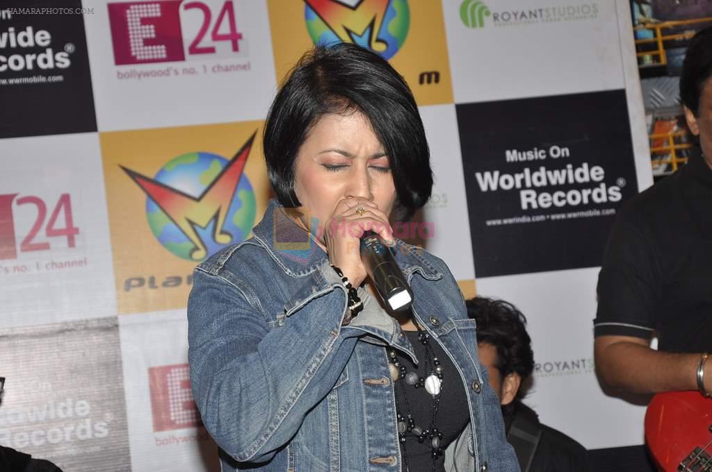 Madhushree's album launch in Planet M, Powai, Mumbai on 3rd Oct 2013