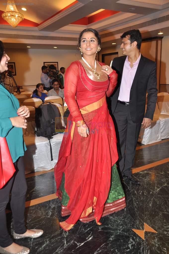 Vidya Balan at Ranka jewellery store launch in Thane, Mumbai on 5th Oct 2013