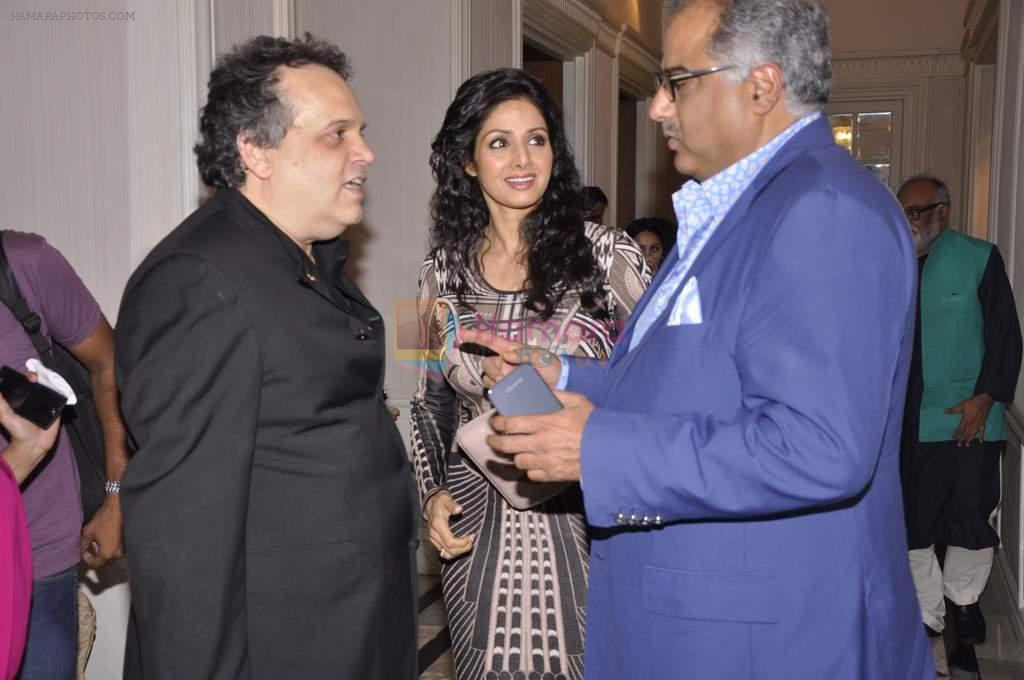 Sridevi, Boney Kapoor at Abu Jani's The Golden Peacock show for Sahachari Foundation in Mumbai on 7th Oct 2013