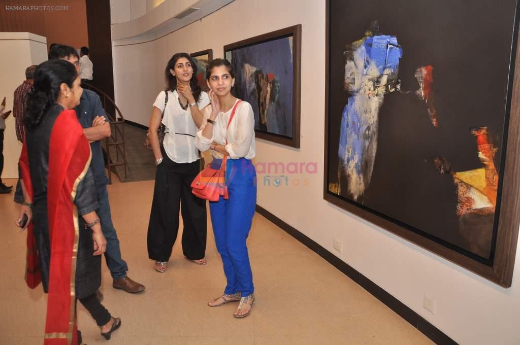 Reshma Jani at Ravi Mandlik art exhibition in Jehangir Art Gallery on 8th Oct 2013