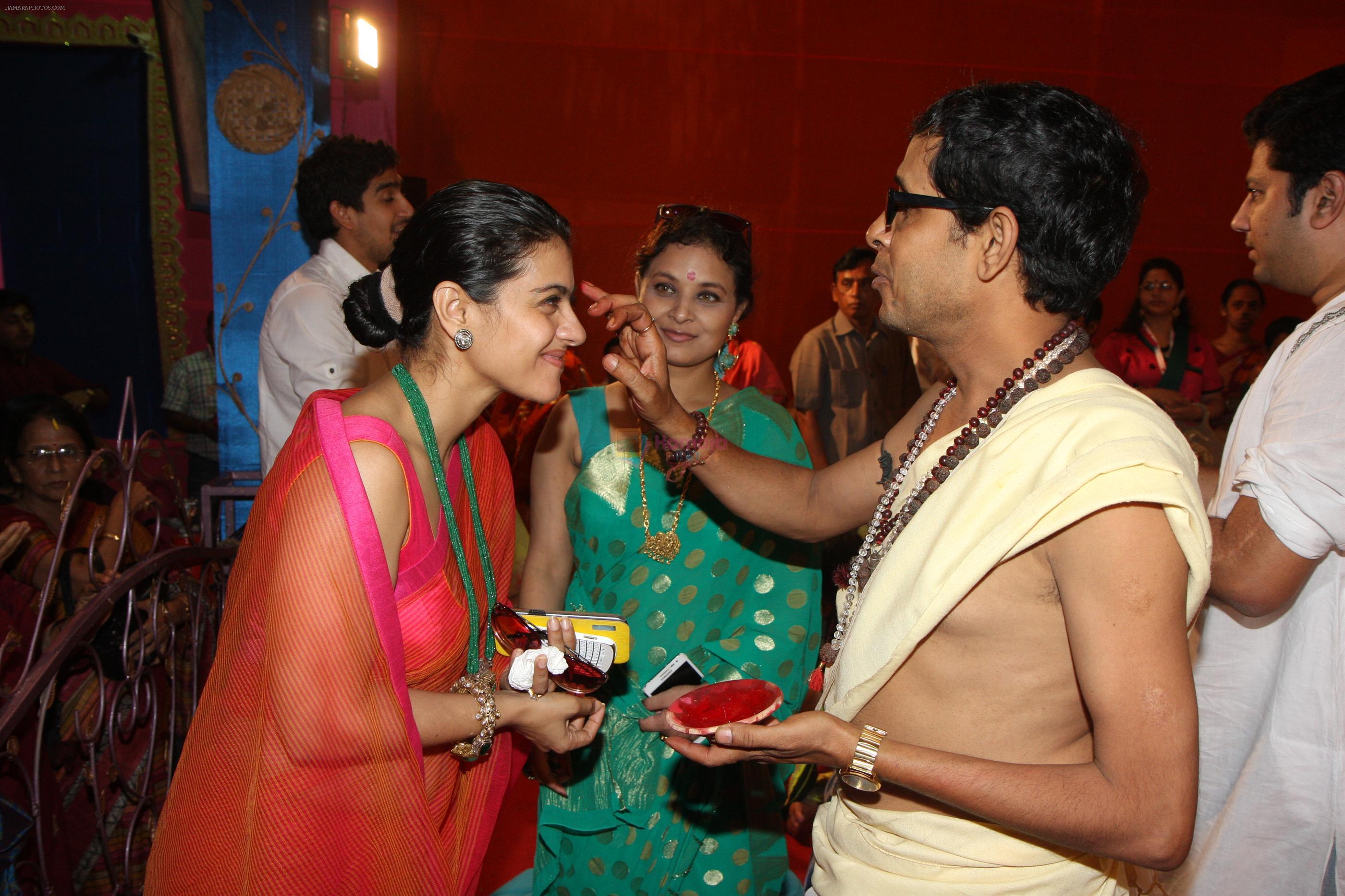 Kajol, Sharbani Mukherjee at Shaptami celebrations at The North Bengal Sarbajanin Durga Puja in Tulip Star, Juhu on 11th Oct 2013