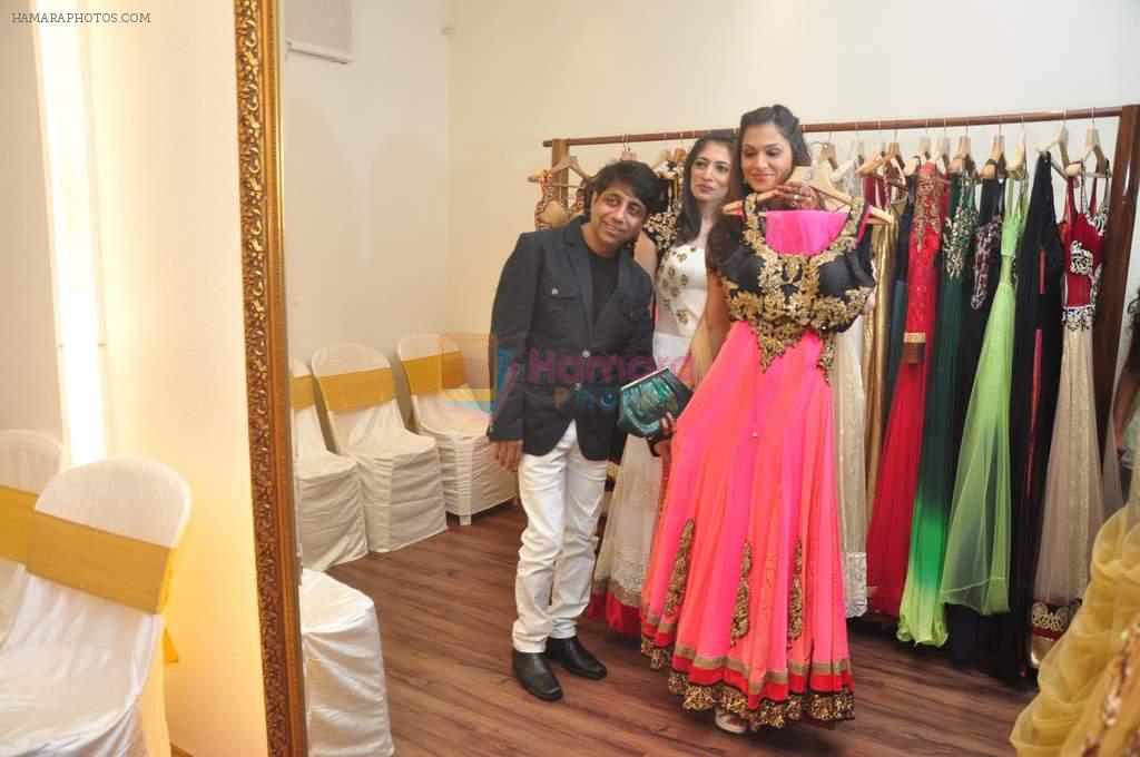 Esha Koppikar at Sujata Ahuja's new collection launch in Bandra, Mumbai on 21st Oct 2013