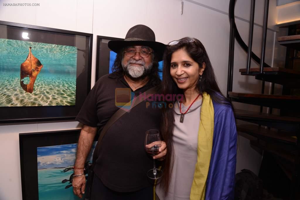 prahlad with mitali kakkar at Gallery 7 for Sumer Verma exhibition in Mumbai on 26th Oct 2013