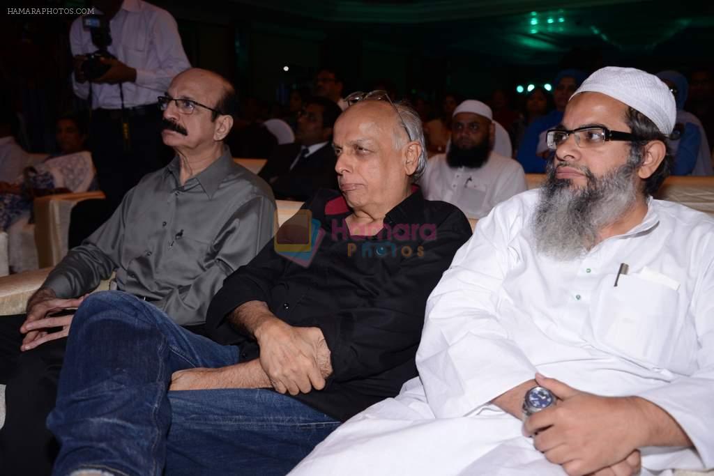 Mahesh Bhatt at Harmony Foundation's Mother Teresa Memorial Award in Leela, Mumbai on 27th Oct 2013
