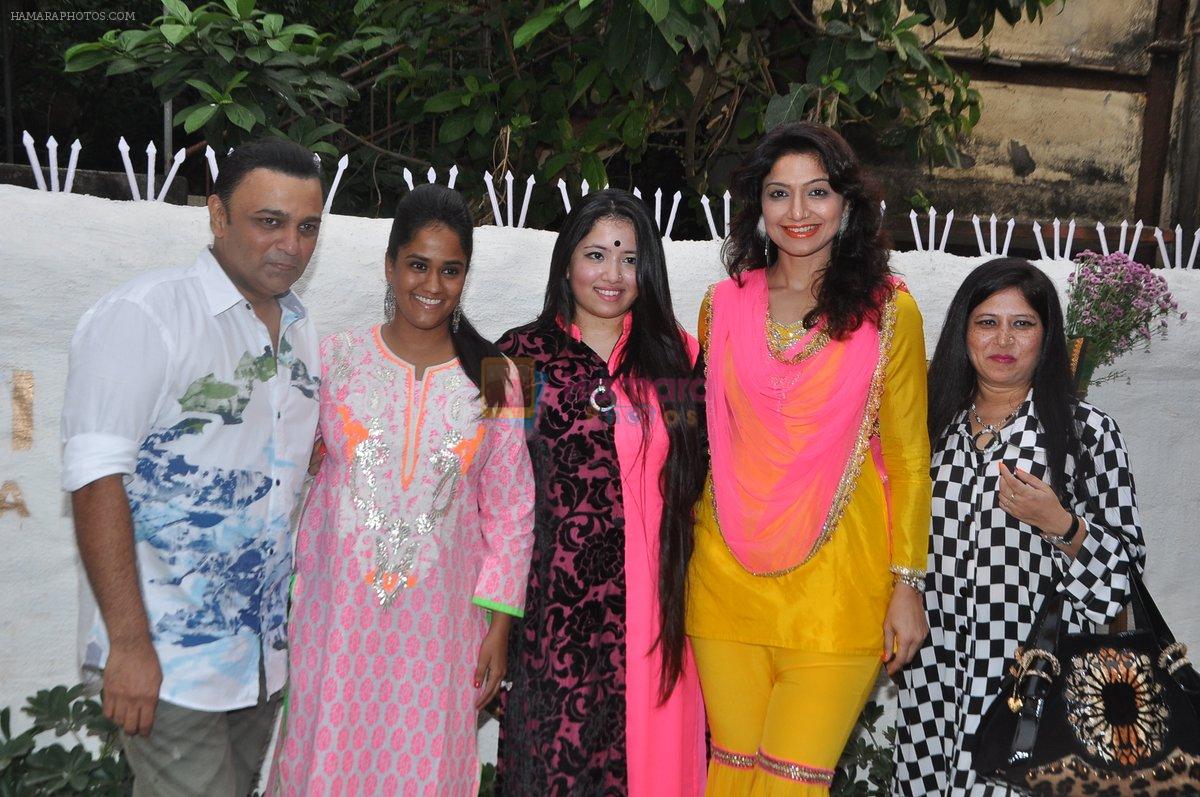 Arpita Khan at the Launch of Alvira & Ashley's store Ahakzai in Mumbai on 27th Oct 2013