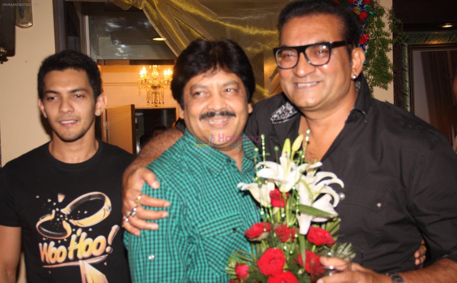 Aditya Narayan, Udit Narayan at Abhijeet Bhattacharya's birthday party on 30th October 2013
