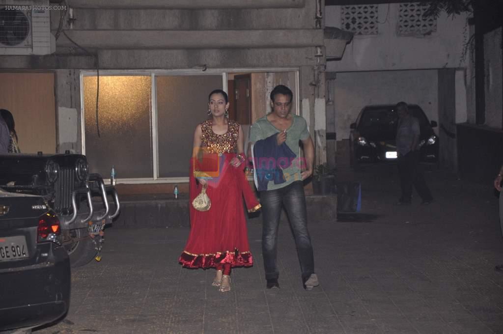 Gauri and Yash Tonk at Sohail Khan's birthday bash and Diwali bash on 3rd Nov 2013