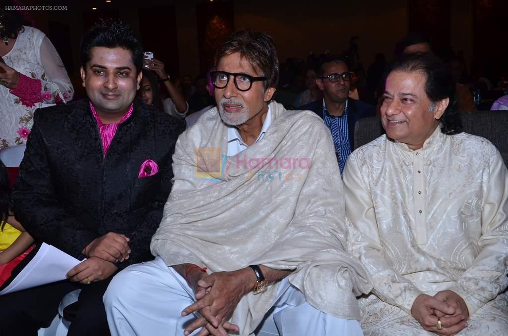 Amitabh Bachchan, Anup Jalota at the launch of Sumeet Tappoo's album Destiny in Novotel, Mumbai on 5th Nov 2013