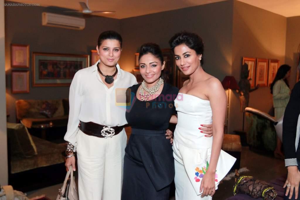 Priya Kapur , Kalyani Chawla and Chitrangda Singh at Kalyani Chawla's High Tea party in Mumbai on 7th Nov 2013