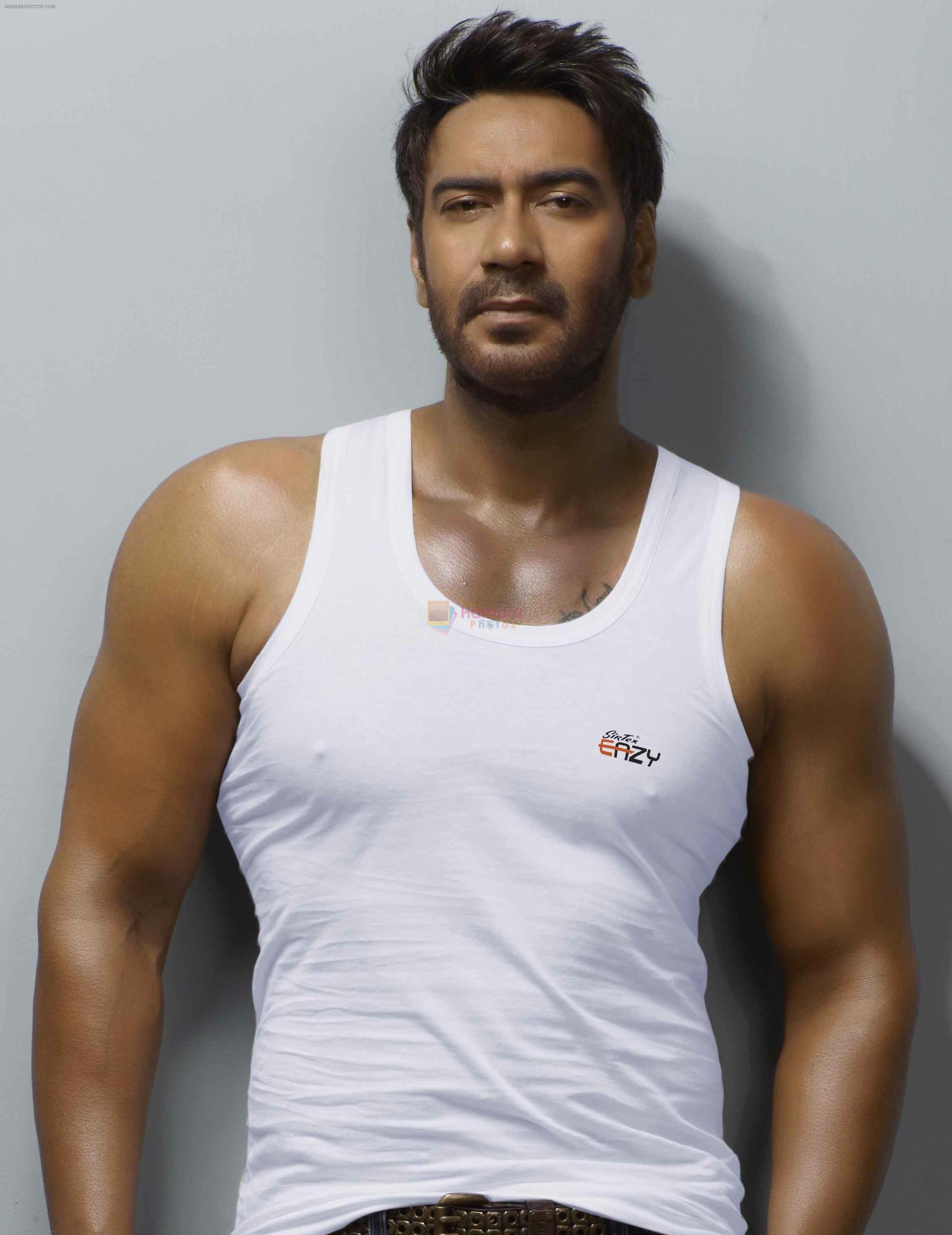 Ajay Devgan shooting for Sirtex Eazy