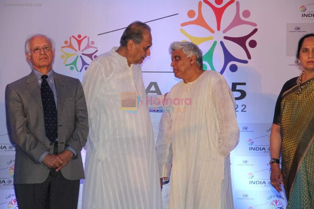 Javed AKhtar at India@75 call to action event in Taj Hotel, Mumbai on 14th Nov 2013