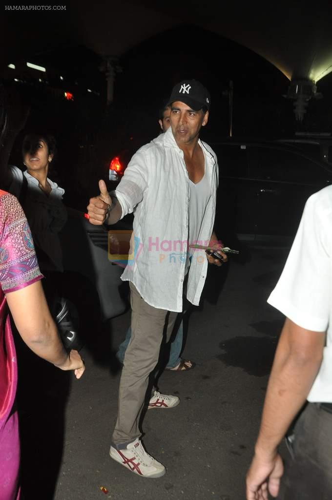 Akshay Kumar return from Goa on 23rd Nov 2013