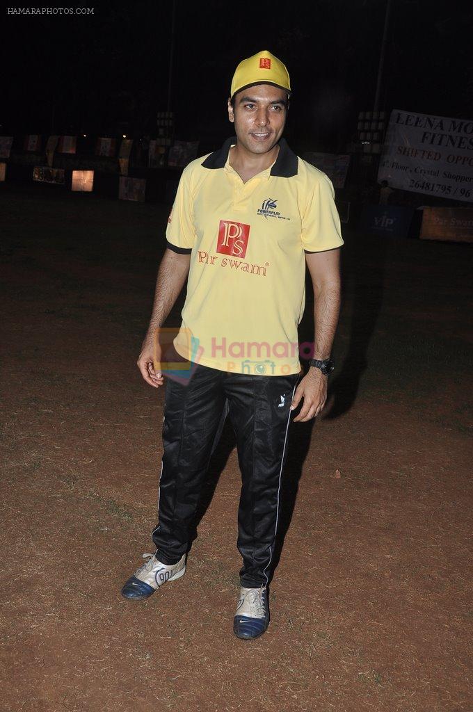 Chaitanya Chaudhary at ITA Cricket Match in Mumbai on 5th Dec 2013