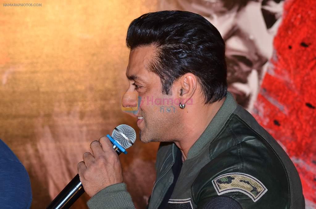Salman Khan in Jai Ho film press meet in Chandan, Mumbai on 12th Dec 2013