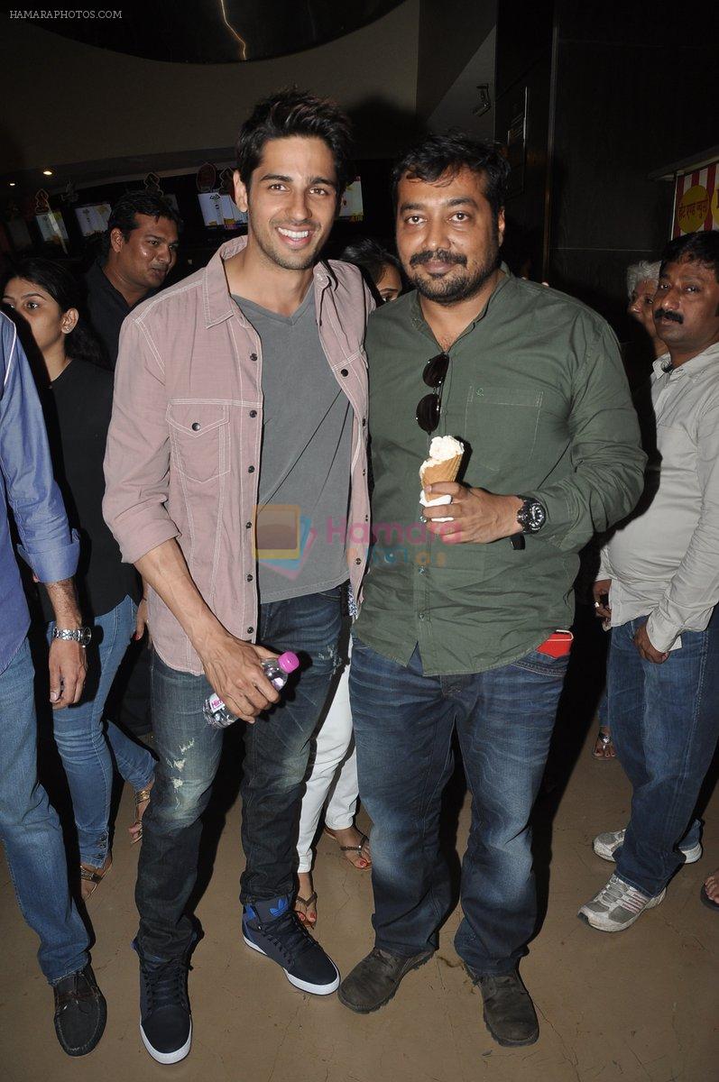 Anurag Kashyap, Siddharth Malhotra at First Look launch of Hasee to Phasee in Mumbai on 13th Dec 2013