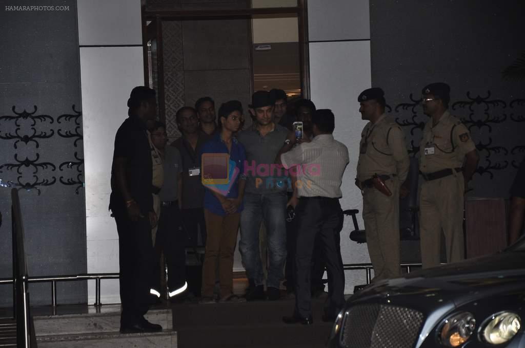 Aamir Khan snapped leaving private jet in Mumbai on 17th Dec 2013