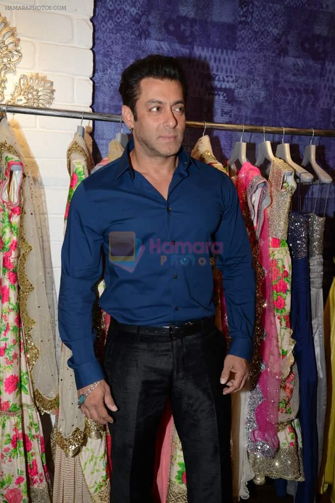 Salman Khan at Bandra 190 store launch in Bandra, Mumbai on 18th 2013