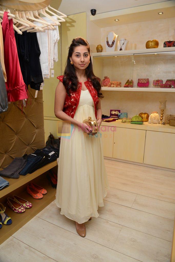 at the launch of Dimple Nahar's 2 Divine lifestyle store in walkeshwar, Mumbai on 20th Dec 2013