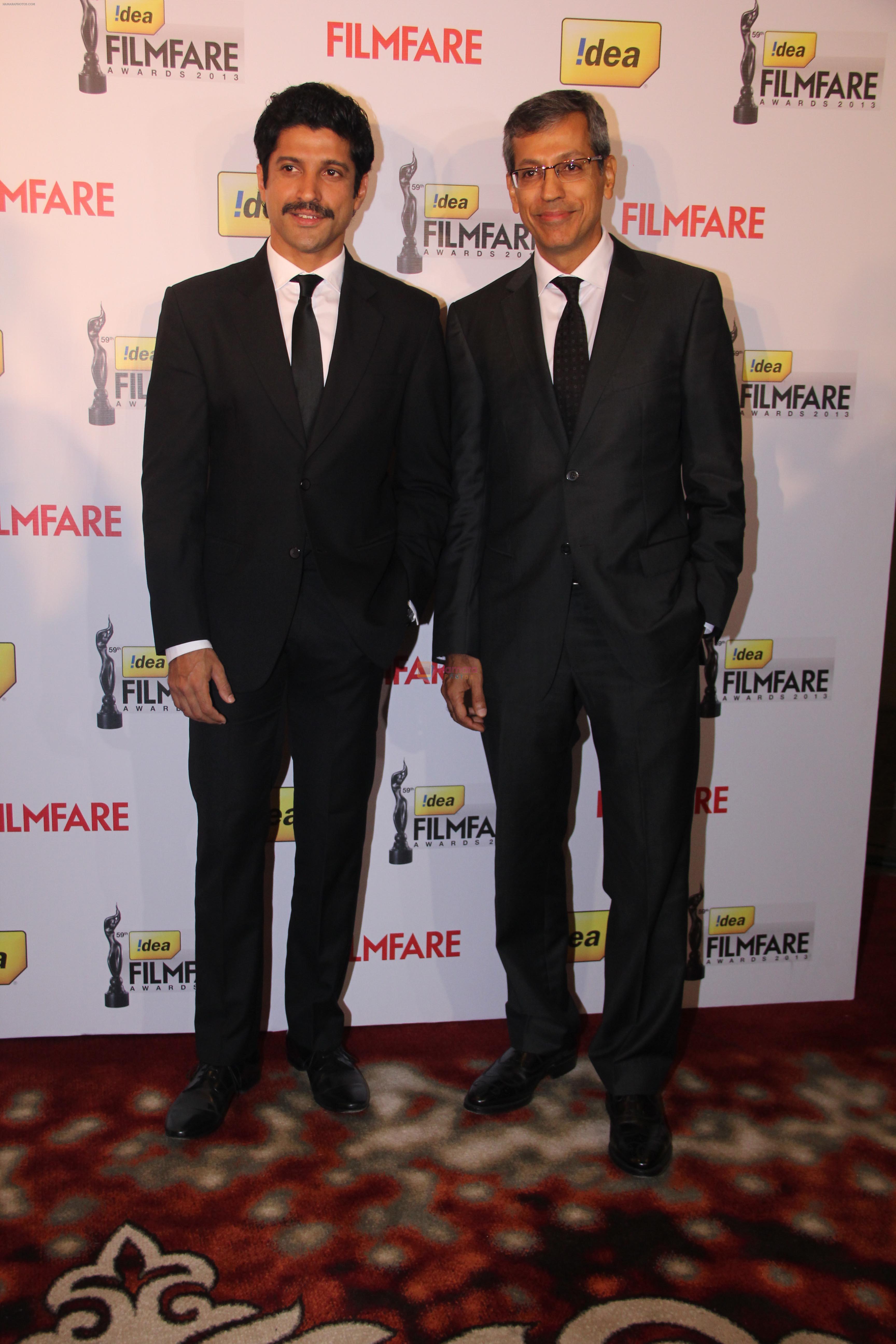Farhan Akhtar & Mr. Tarun Rai at the 59th !dea Filmfare Awards 2013 Press Conference in Delhi03