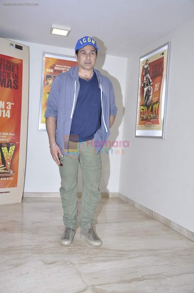 Sunny Deol at Sholay 3d screening in Sunny Super Sound, Mumbai on 28th Dec 2013