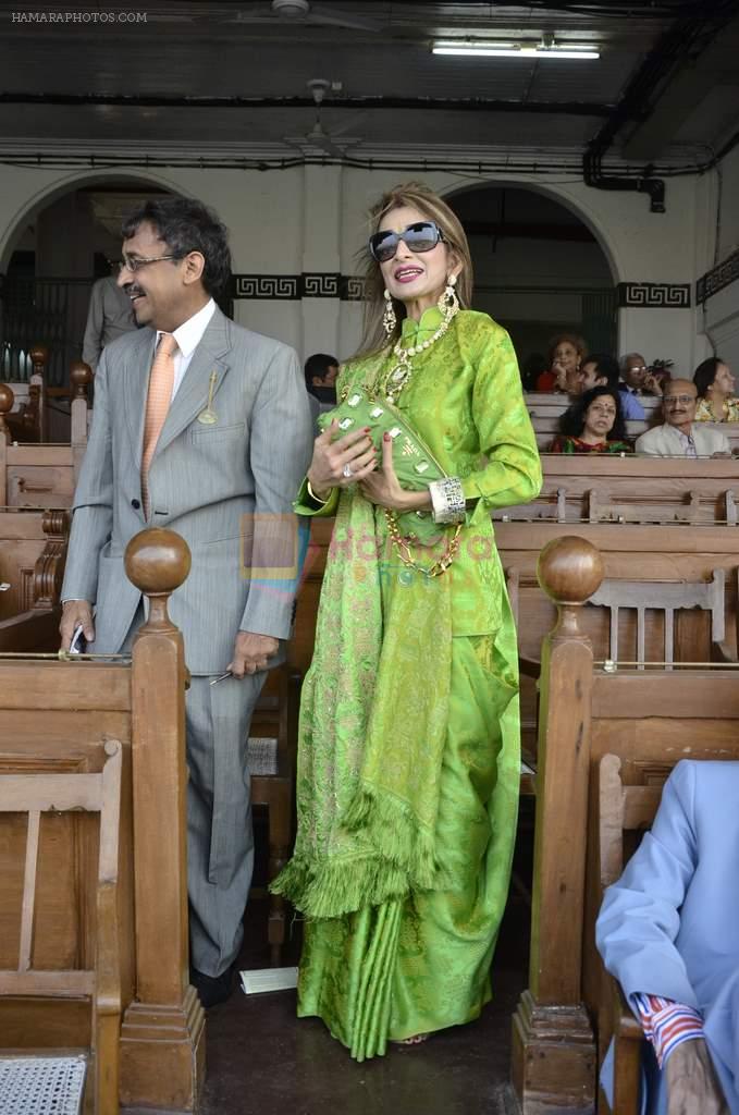 Malti Jain at Zoroastrian Congress race in Mumbai on 29th Dec 2013