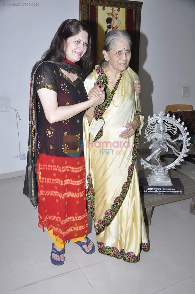 Archana Joglekar, Asha Joglekar at the Launch of Asha Joglekar's dance academy Archana Nrityalaya in Mumbai on 30th Dec 2013