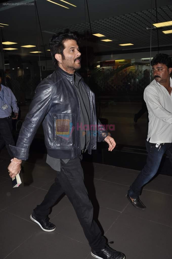 Anil Kapoor arrive back in Mumbai post new year celebrations in Mumbai on 2nd Jan 2014